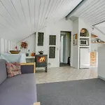 Lenia - 1km From The Sea By Interhome *