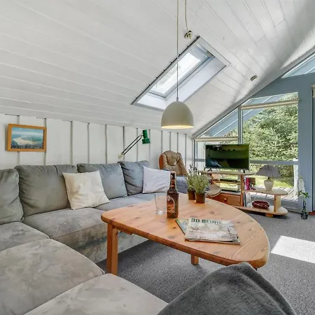 Holiday home Lenia - 1km From The Sea In Western Jutland By Interhome