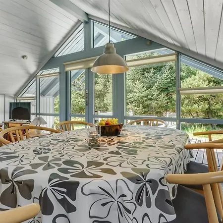 度假居 Lenia - 1km From The Sea By Interhome *