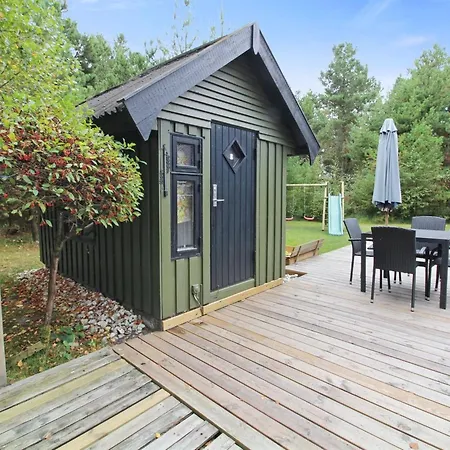 度假居 Lenia - 1km From The Sea By Interhome *