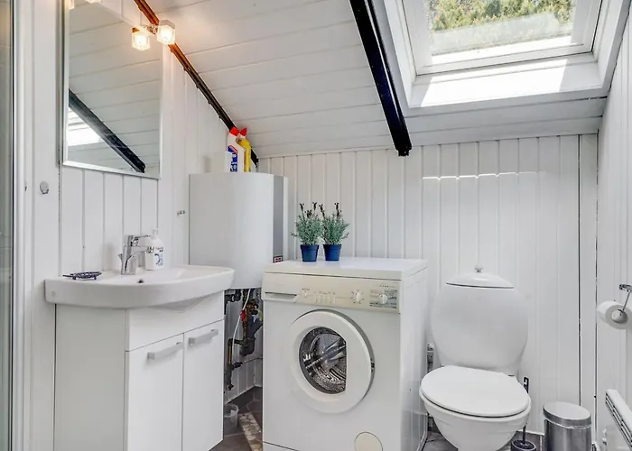 Holiday home Lenia - 1km From The Sea By Interhome